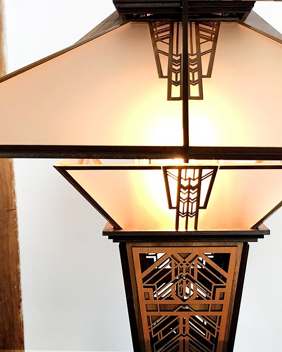 Art Deco Lamp 